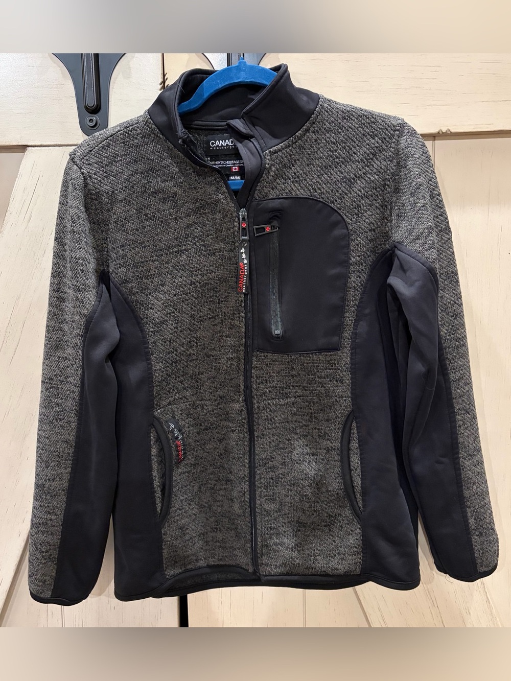 Canada Weather Gear Fleece Zip Up Size Medium